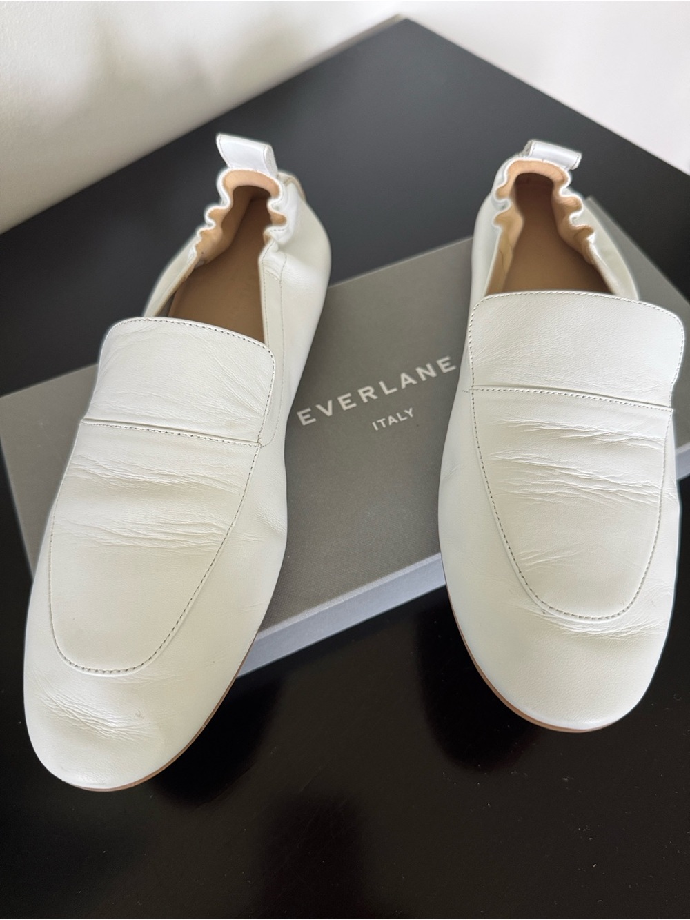Everlane Leather “The Day” White Slip-On Loafer Size 9